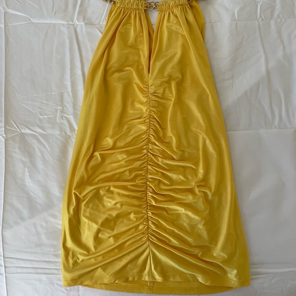 Cache Yellow Halter Top w/Gold Chain Detail Size XL - Picture 5 of 6
